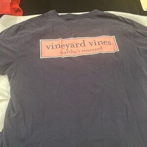 Vineyard vines black t shirt small